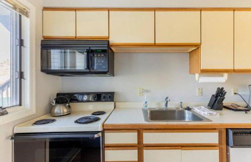 SKIING, HIKING, VILLAGE OF EVILLE MTN ESCAPE - Foto 33