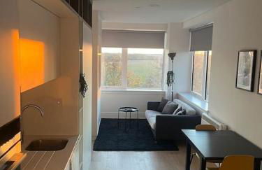 Voyager Haus Apartments, EV Charging Stations, London Heathrow Airport, LHR, Terminal 4, RE-Energise & GO - Foto 74