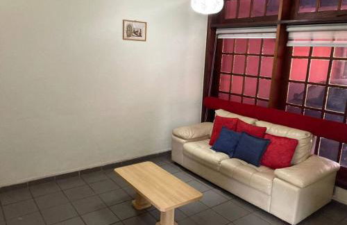 Casa grande, ampla, com 4 quartos e estacionamento - Foto 20