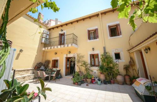 ARCHANES APPARTMENT - Photo 2