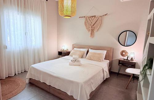 Sophia's Coastal Retreat - Photo 1