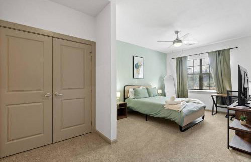 Luxe 2B/2B Getaway - Pool, Gym, Garage, Pet Wash - Foto 34