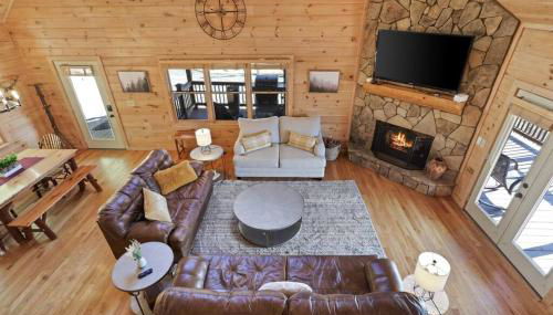 The Remedy at Blue Ridge - mountain view cabin with hot tub and two fire pits - Foto 2