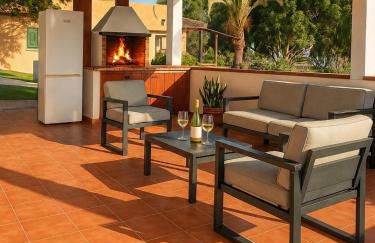 Casa con Terraza Privada, Atardeceres y Barbacoa - Foto 2