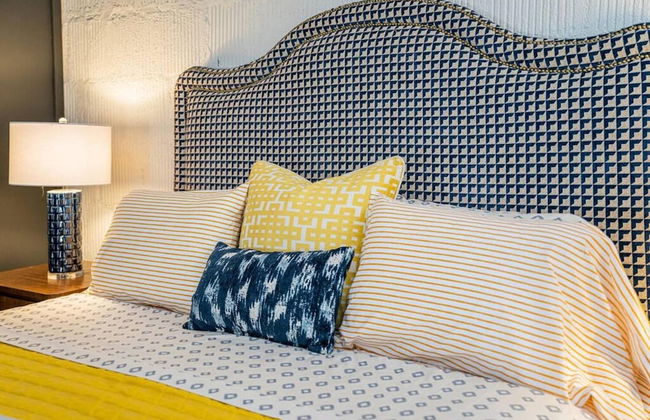 Elegant Edgy Loft on Historic Alley Parking - Foto 28