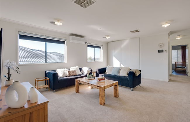 StayAU Newly Cozy Holiday House Tarneit - Foto 15