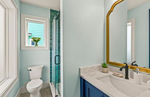 Wayward Sun Luxury 4BR Gulf Retreat w Pool, Hot Tub & Elevator - Foto 51