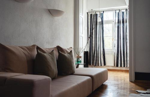 Historical Luxury Homes - Stadtvilla mit Jacuzzi und Garten - Foto 26