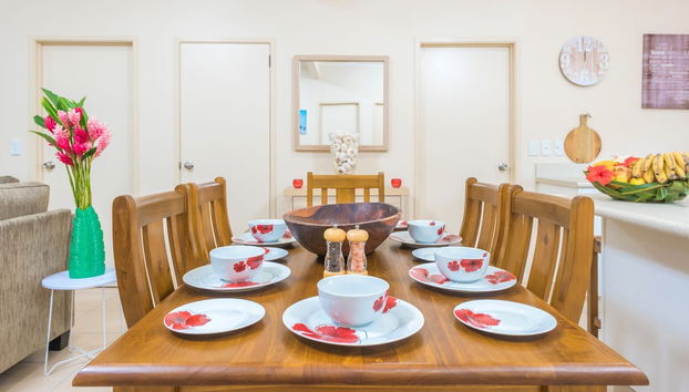 Cook Islands Holiday Villas Blackrock - Foto 5, Servicio de comidas en la habitación