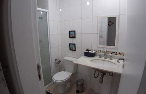 GUARUJÁ ASTURIAS, LAZER COMPLETO, AR CONDICIONADO E VARANDA GOURMET - Foto 35