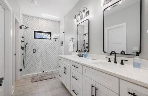 New Home, Dock, Kayaks, Game Room, Water Views - Foto 18