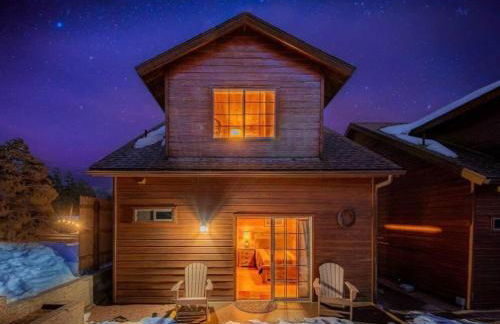 Cabin #1 Buffalo Herd -Pet Friendly - Sleeps 6 - Playground & Game Room - Foto 2