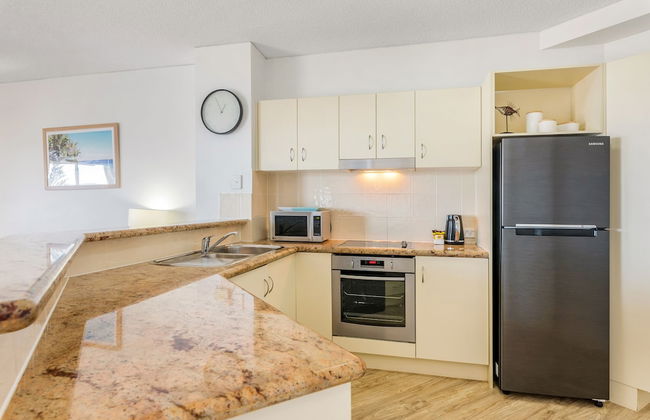 Raffles Mooloolaba - Photo 18