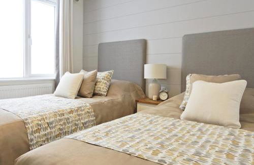 Shropshire Lodges - Romantic Luxury Hot Tub Breaks - Foto 18