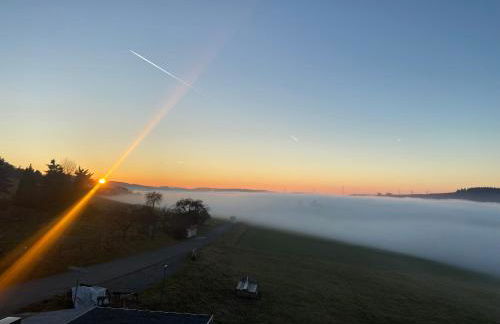 Wunderschöne 2,5 - Zimmer- Ferienwohnung mit Terrasse und Fernblick im Vordertaunus - Foto 3