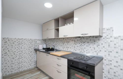 Family-friendly apartments with swimming pool Lukovo Sugarje, Karlobag - 24896 - Photo 26