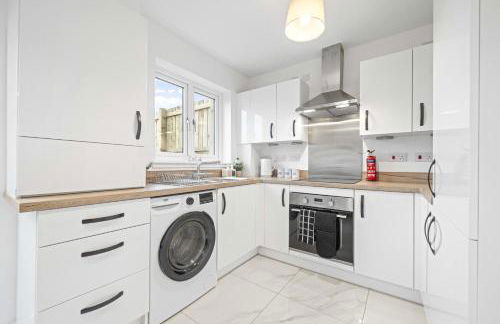 Fern Walk Modern 3 Bedroom House - Dalkeith - Photo 27