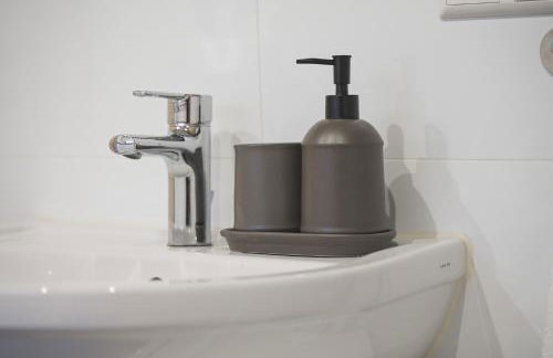 TOP Apartments - Moderne Altbauwohnung im Zentrum Ludwigsburg - Kingsize Bett - Netflix - 80qm - 24h Check-In - Foto 24