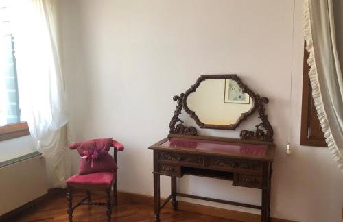 Villa Trevisi - APARTMENT-free parking-electric car station - Foto 31