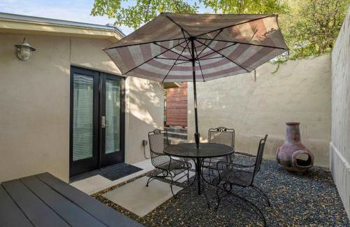 Ladybird Villa - Heated Saltwater Pool - Walk to SoCo - Photo 39