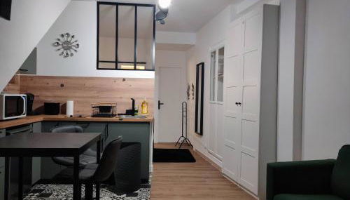 Très beau studio quartier Cathédrale bord de Loire - Photo 4