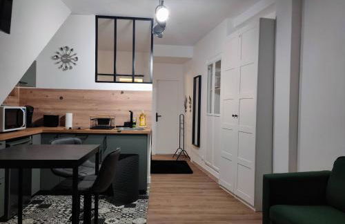 Très beau studio quartier Cathédrale bord de Loire - Photo 4