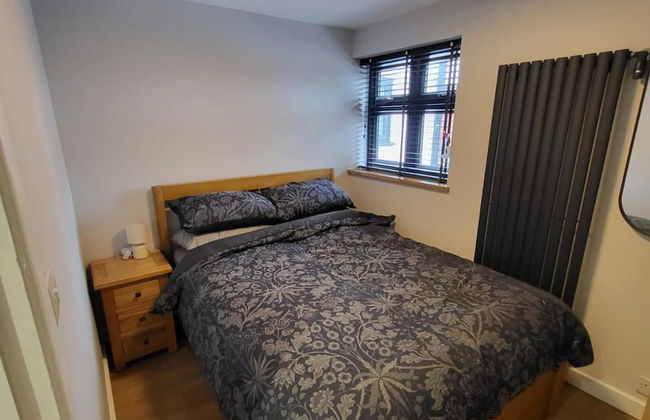 Town Centre Modern 1 Bed Self-contained Apartment - Foto 2