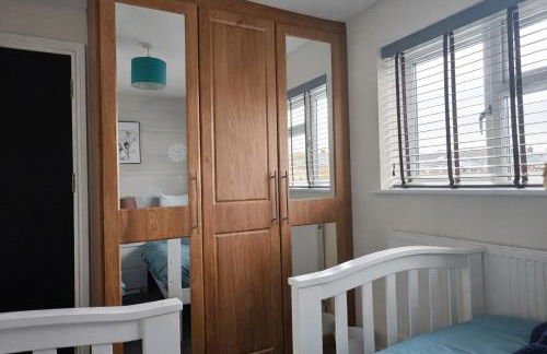 Spacious Modern 5 bedroom home near Heathrow Windsor - Foto 30