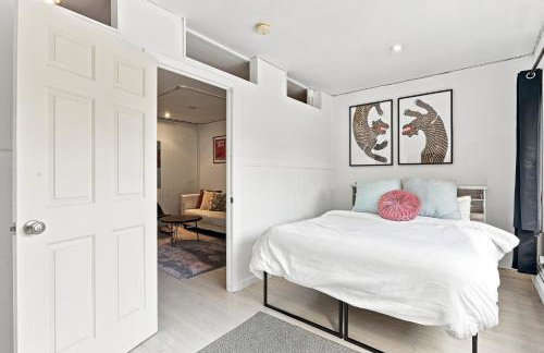 Bright and spacious apt 2 bedrooms - Monthly - Photo 20