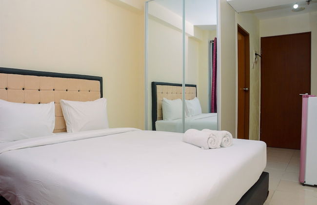 Minimalist and Fully Furnished Studio Tifolia Apartment - Foto 6