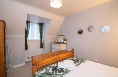 Large 4BDR House By Hyped Properties Short Term Rental Agency With Free Parking & Long Stays Shirebrook - Foto 11