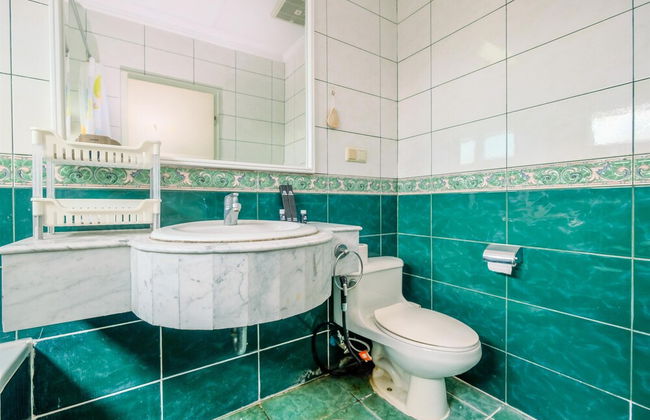 Spacious And Comfort 2Br With Maid Room At Permata Gandaria Apartment - Foto 18