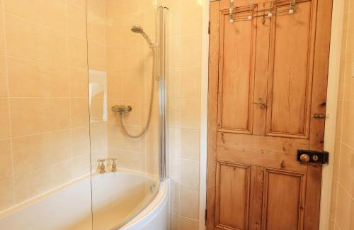 The Old Post House at Low Stott Park - Foto 27