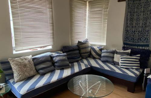 2 Bed Flat with Balcony - Zone 1 Central London - Foto 9