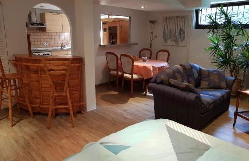 4 Sterne Souterrain Apartment Alt-Mariendorf - Foto 3