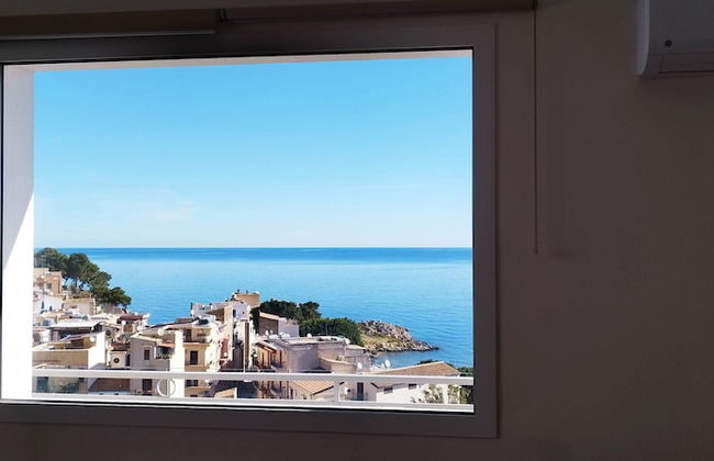 Seafront House Le Finestre Sul Mare With Balcony - Photo 18