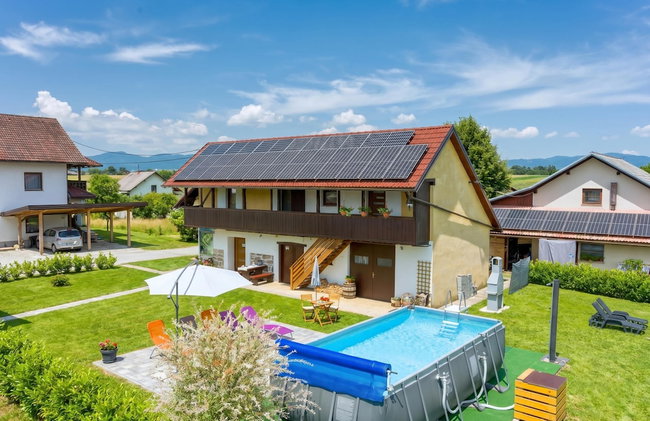 Merry's House w/ Pool, Sauna & Jacuzzi - Foto 43