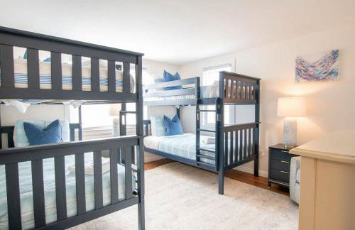 Stellar Home with Hot Tub & Movie Room - Foto 22