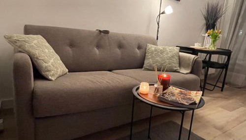 Charmant studio avec terrasse proche métro 11, dans une résidence calme, tout équipé - Foto 2