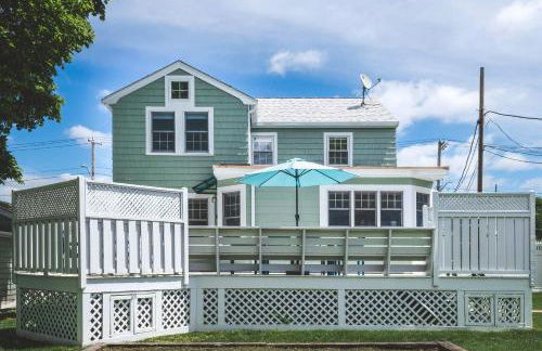 Stay at Beverly Shops - Photo 21