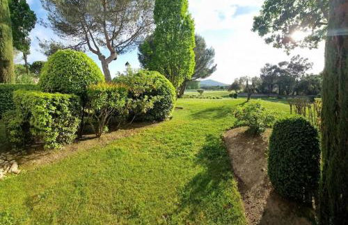 Hôtel du Golf de Pont Royal - appartement paisible rez de jardin - terrasse & piscine - Foto 27