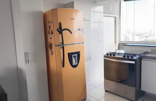 Aconchegante, ótima localização e vista para o mar - Foto 15