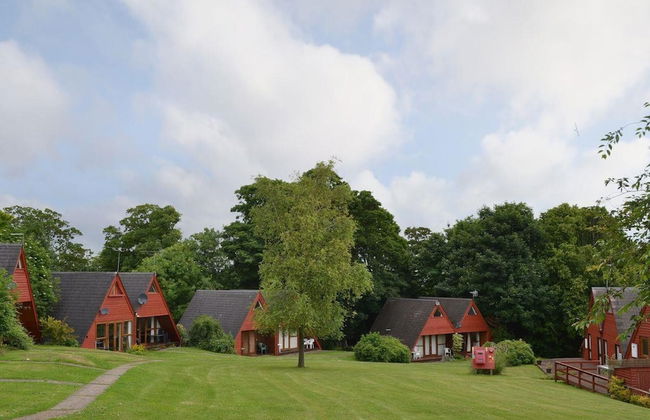 Chalet-sleeps6-parking-garden-pool - Foto 1