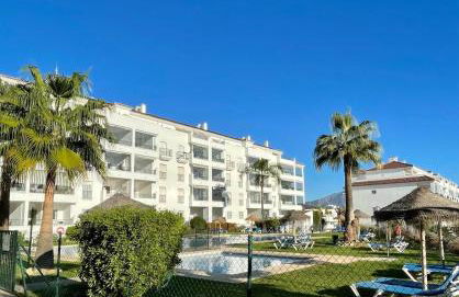 2 Bed Ground Floor Apartment With Pool & Parking - Photo 2