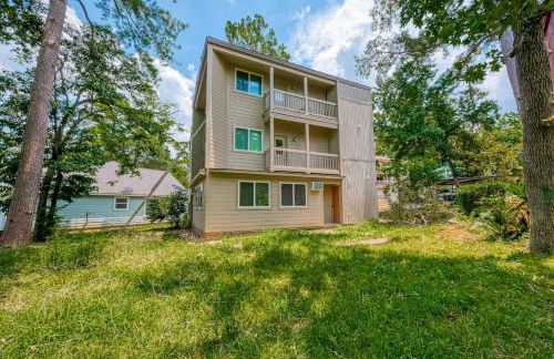 Stylish Studio on Lake Conroe - Photo 6