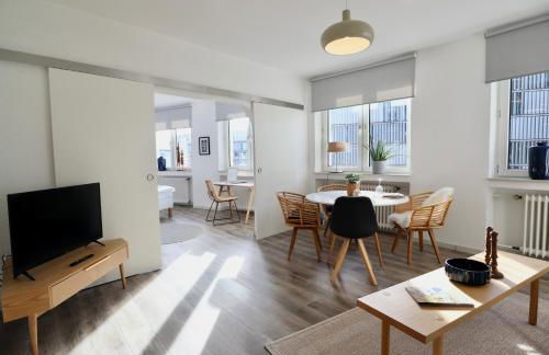 BOHO APARTMENT: NETFLIX + BALCONY + BATHTUB - Foto 5