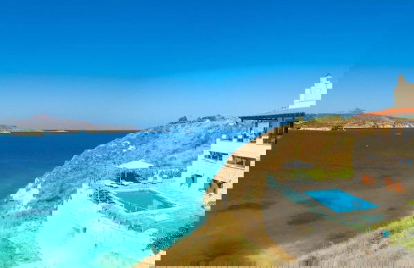 Souda Bay View Large Private Pool Walk to Beach Sea Views A C Wifi - 2119 - Foto 9