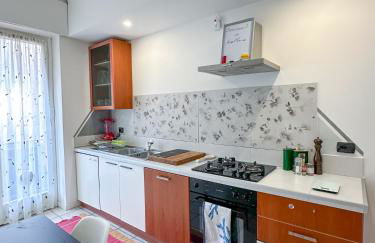 Ampio e luminoso appartamento Arona Galleria - Foto 4