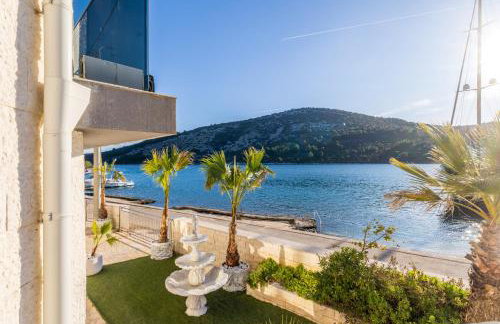 Beachfront Luxury Villa - Foto 8