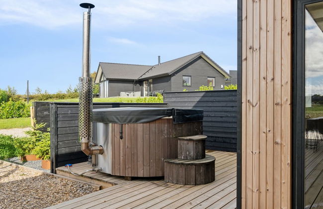 "Harrieth" - 300m from the sea - Foto 9